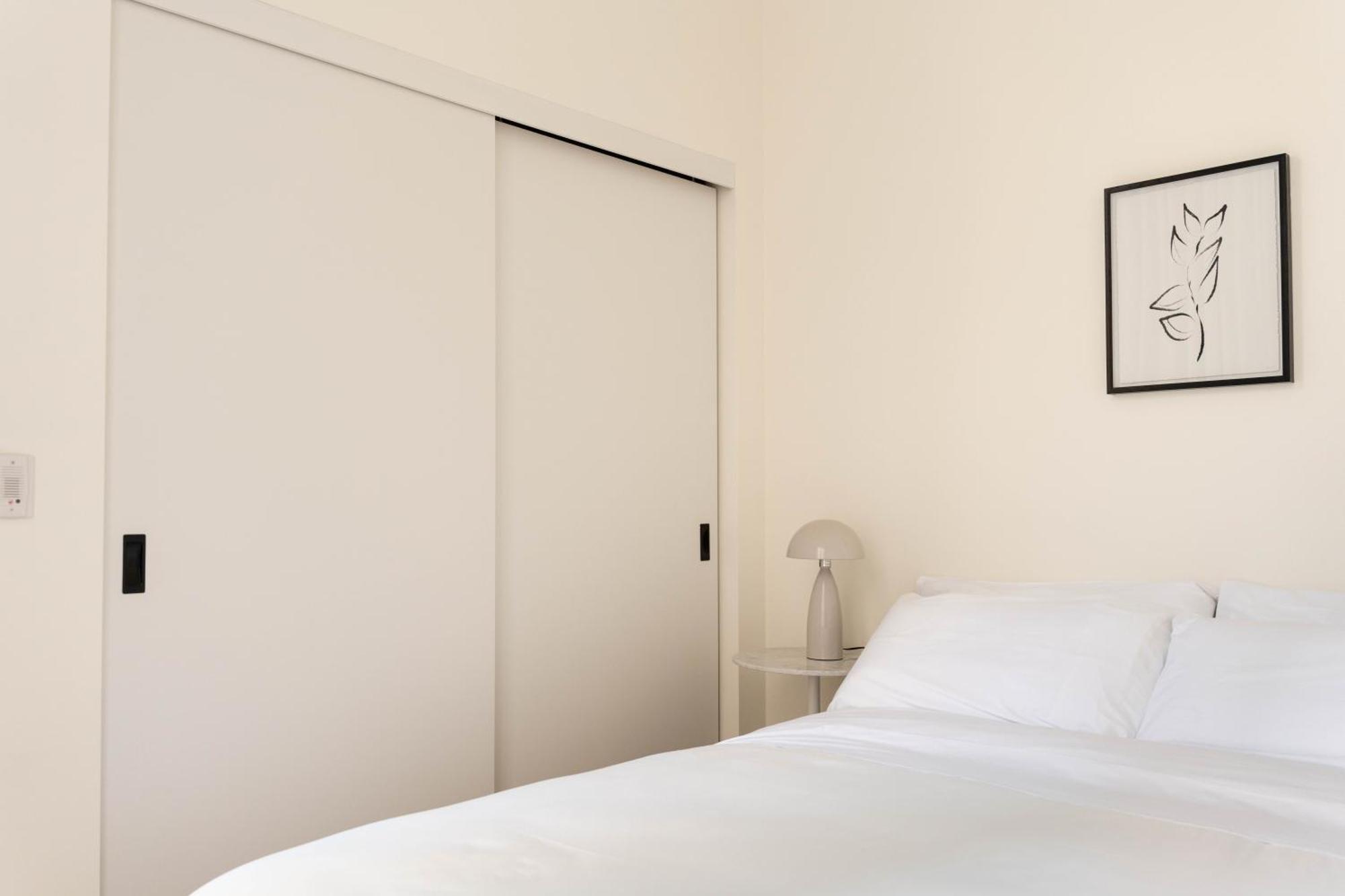Maison Place Jacques-Cartier By Luxury In Transit Montreal Exterior foto